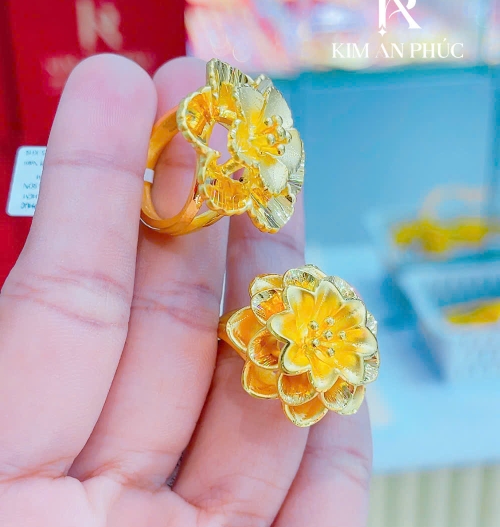 Nhẫn hình hoa vàng 24k (1)