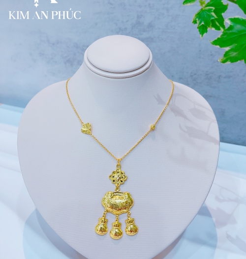 Dây chuyền liền mặt vàng 610 (4)