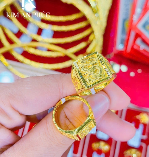 Nhẫn hình rồng vàng 980