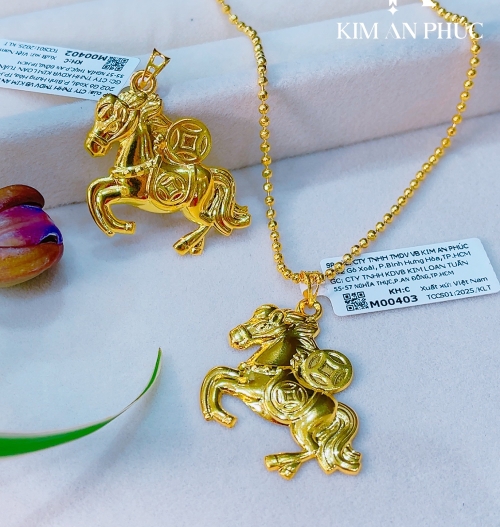 Mặt dây chuyền hình con ngựa