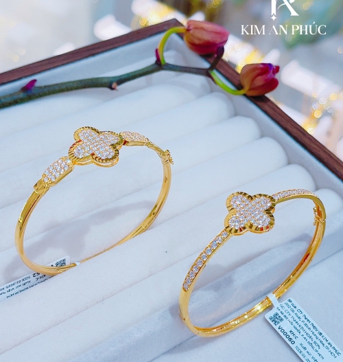 Vòng tay lấp lánh vàng 610 (1)