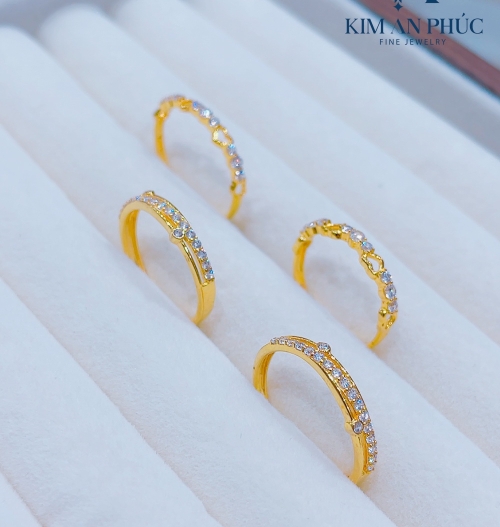 Nhẫn nữ hình nơ vàng 610