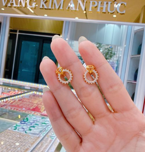 bông tai đít đẩy kiểu hột trắng 
