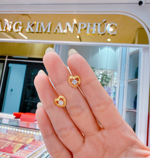 Bông tai kiểu nơ hoa