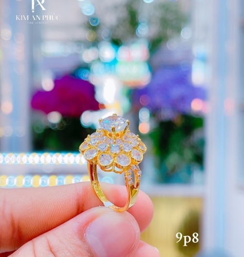 Nhẫn nữ đính hột vàng 610