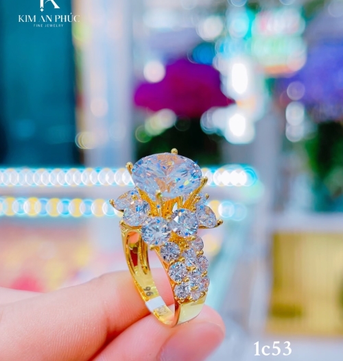 Nhẫn nữ hoàng hột cao vàng 610