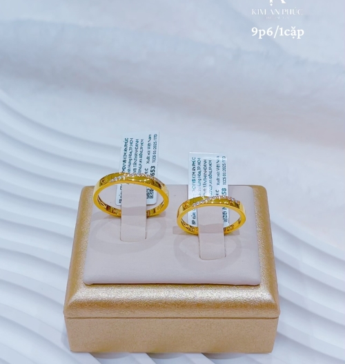 Nhẫn uyên ương vàng 610