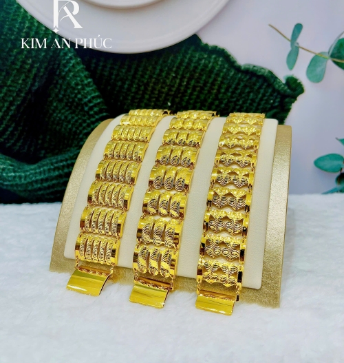 lắt lật bản nữ nhẹ vàng