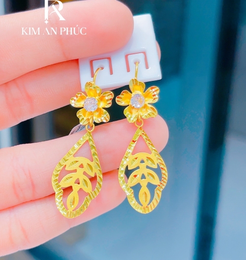 Bông tai hình hoa vàng 980 (3)