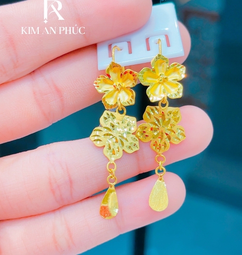 Bông tai hình hoa vàng 980 (4)