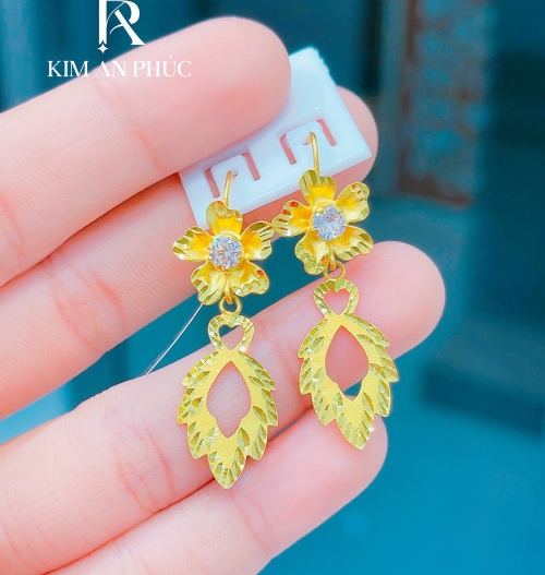 Bông tai hình hoa vàng 980 (10)