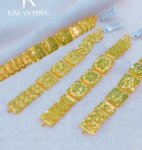 Lắc tay vàng 980 (12)