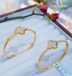 Vòng tay lấp lánh vàng 610 (1)