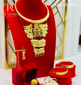 Dây cưới liền mặt