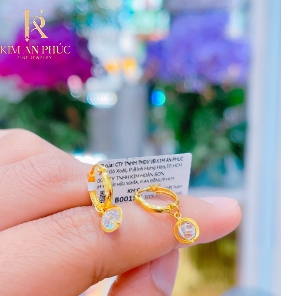 bông tai em bé kiểu nhẹ